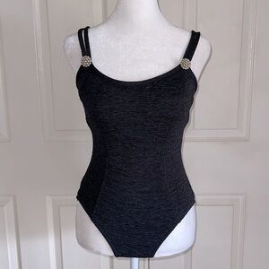 Mainstream Black Textured Slimming One Piece Swimsuit